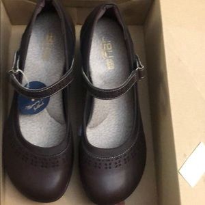 Jbu women shoes